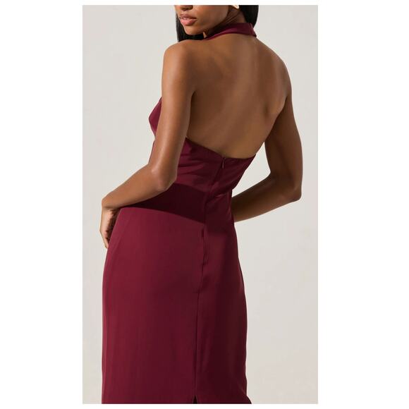 ASTR the Label Alanna Metal Buckle Detail Halter Neck Dress Size Medium - Picture 4 of 14